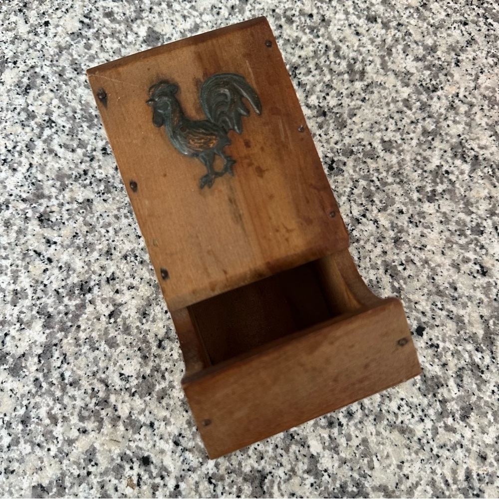 Matchbook Holder